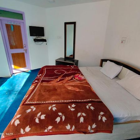 Hotel D Indian Kargil Eksteriør bilde